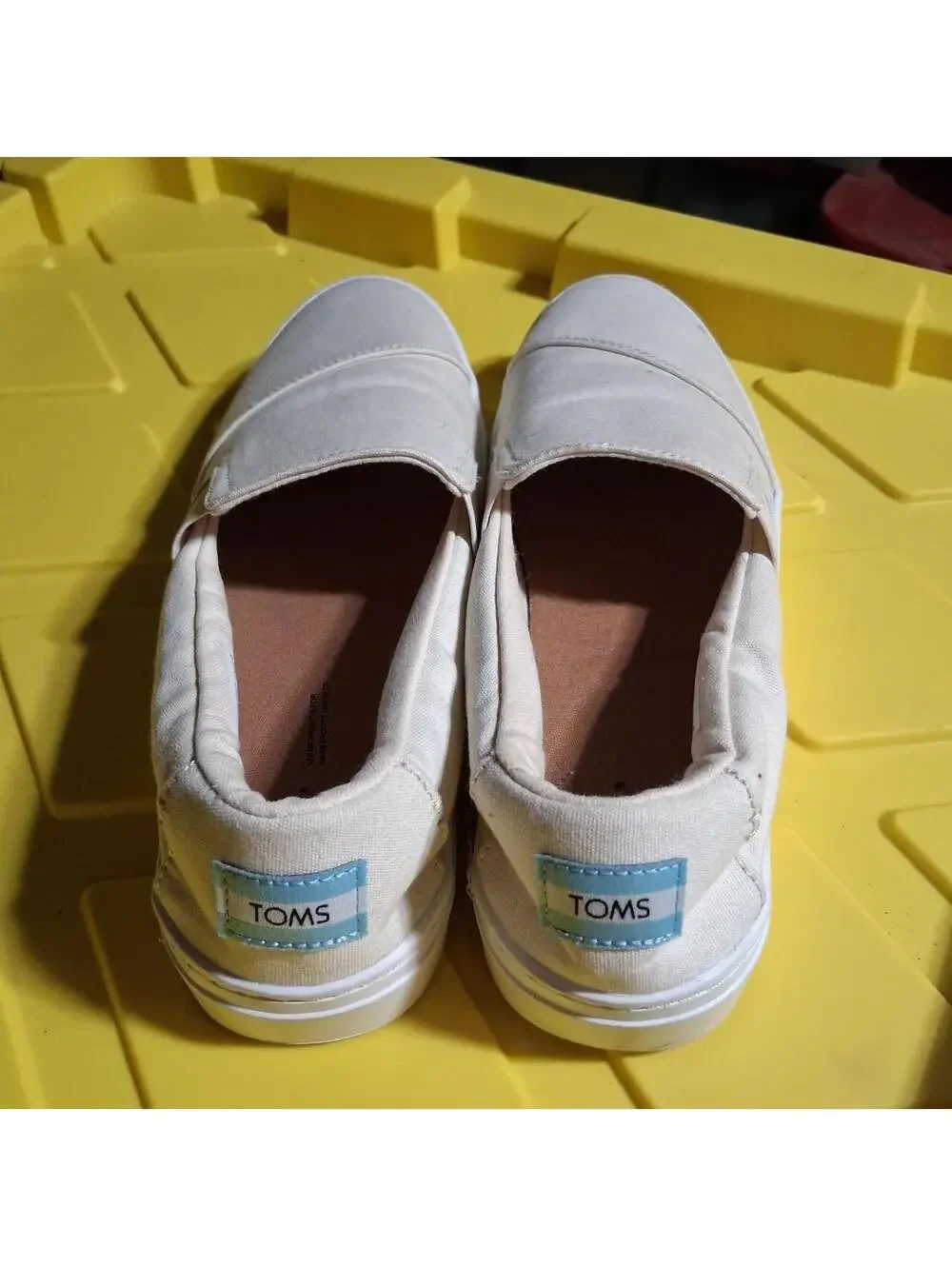 TOMS Women's Cream and Tan Trainer